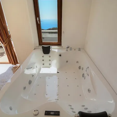 Aliya Villa