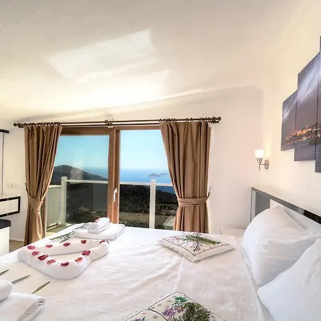 Aliya * Kalkan